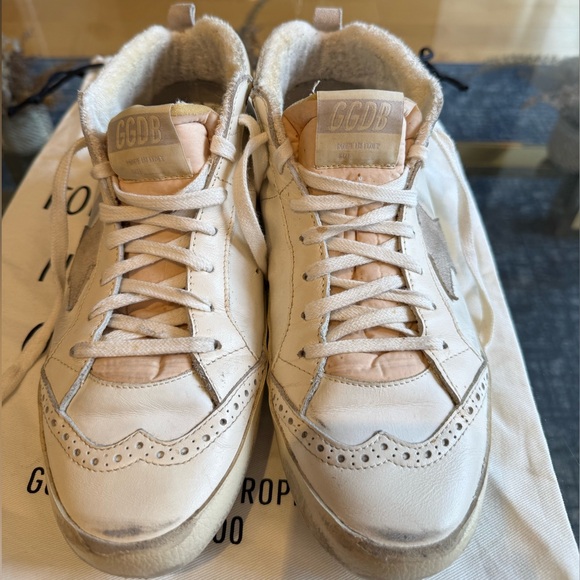 Golden Goose Women's Mid Star with star in light gray suede and gold flash (38) - Picture 5 of 9